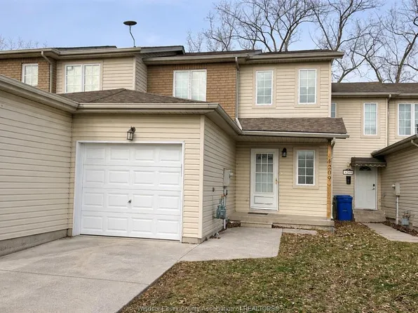 4209 Pioneer Ave, Windsor, ON N9G 2W7