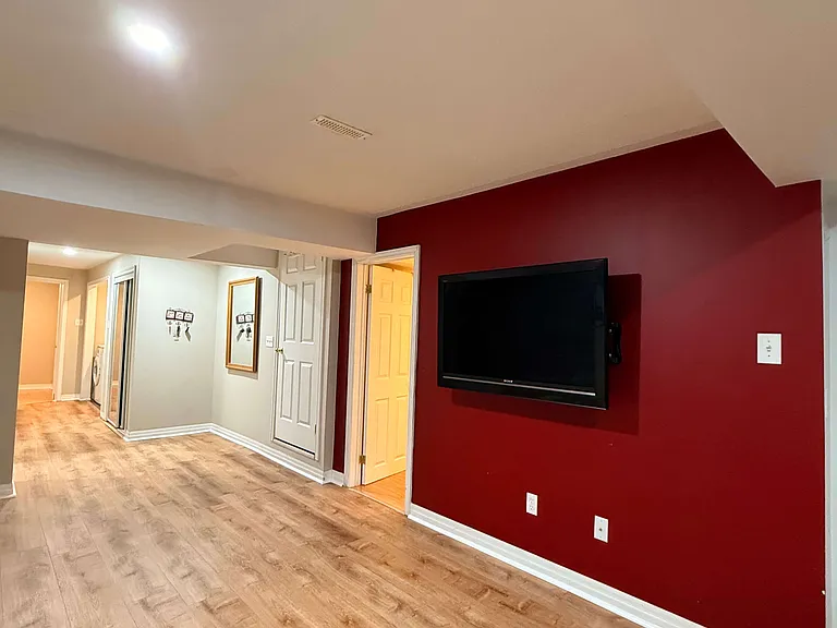 294 Wildberry Cres #BASEMENT — Photo 7