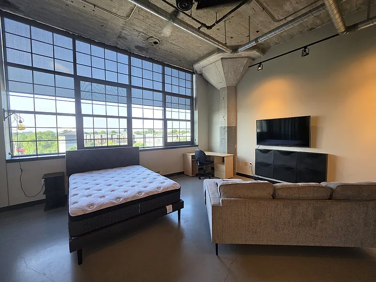 Reynolds Lofts — Photo 21