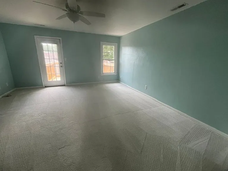 1002 Colonial Meadows Way — Photo 17