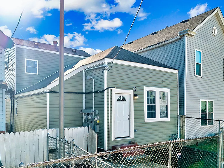 502 E Ormsby Ave #2 — Photo 1
