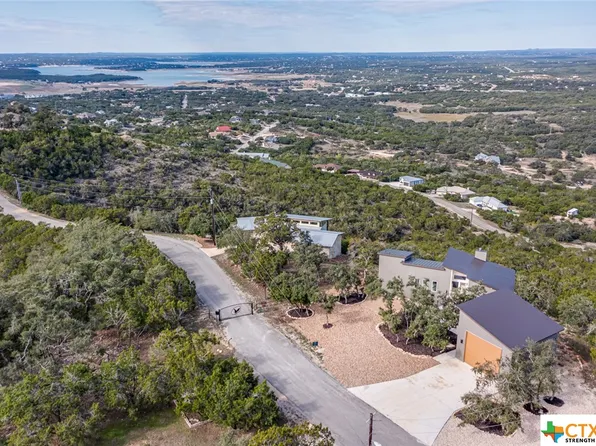 1191 Eagle Point Dr, Fischer, TX 78623