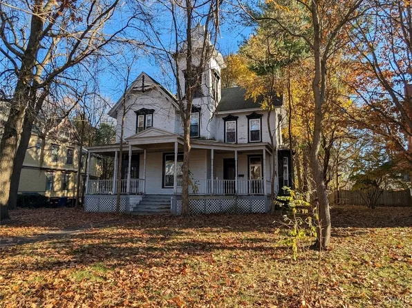 218 E Grove St, Oneida, NY 13421