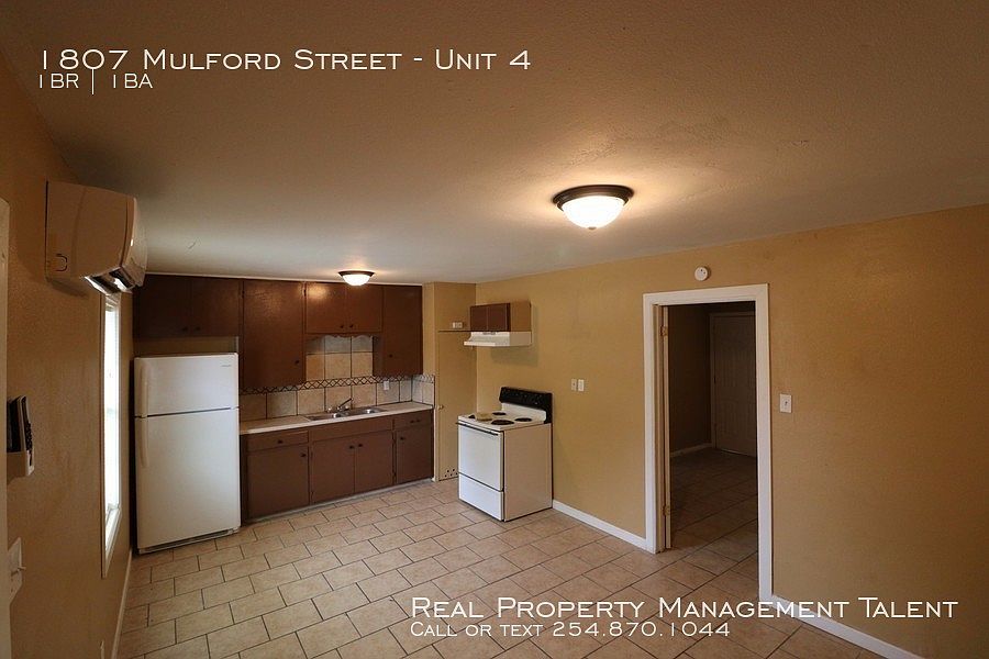 1st image of 1807 Mulford St APT 4