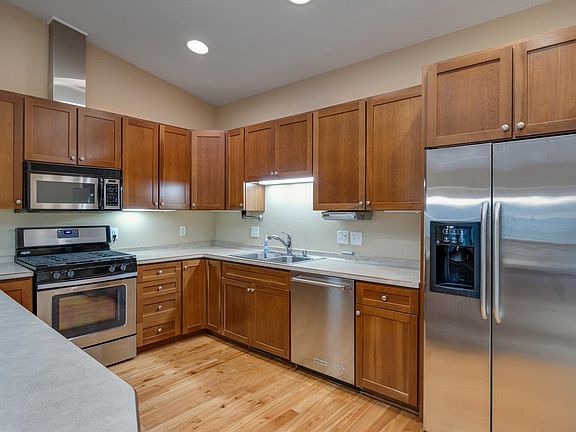 4th image of 1329 Waldorf Blvd