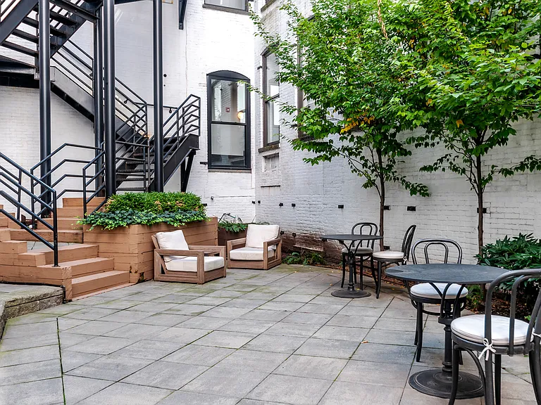 Grand Adams Hoboken — Photo 12