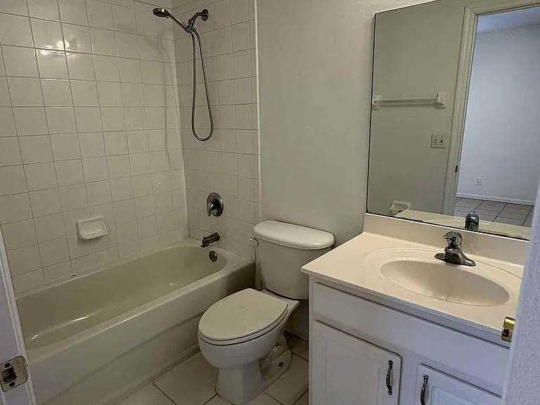 8079 Pacific Beach Dr — Photo 10