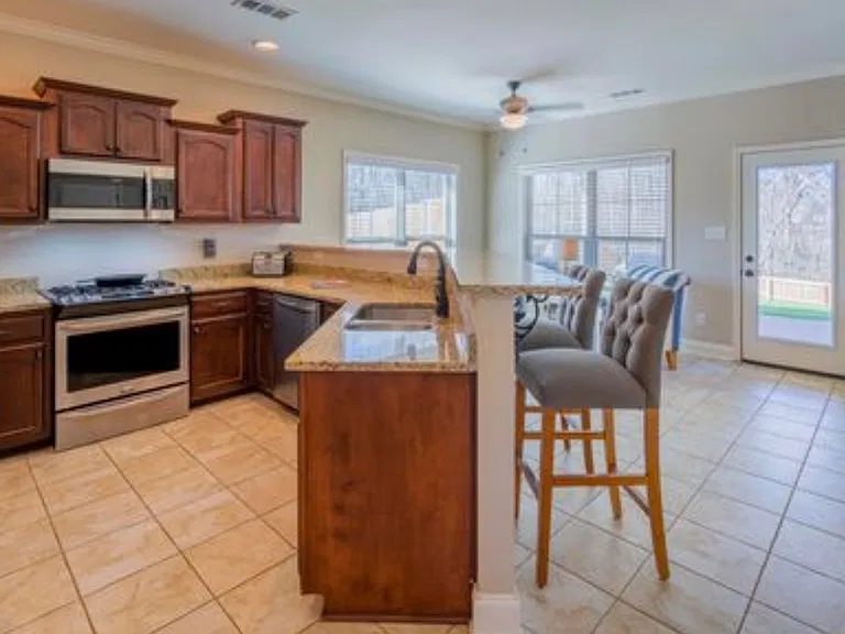 2321 Mason Dr N — Photo 18