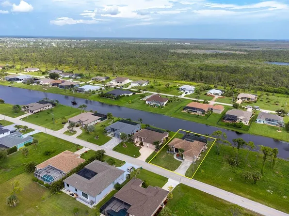 1133 Rotonda Cir, Rotonda West, FL 33947