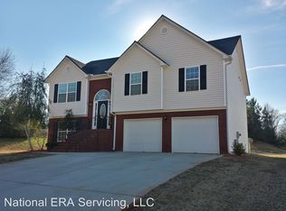 15 Sunflower Ln, Covington, GA 30016