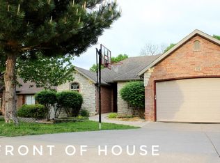 5174 S Clifton Ave, Springfield, MO 65810