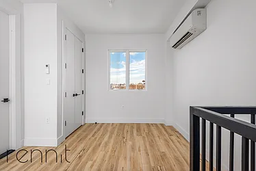 Rented by Rennit Inc.