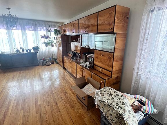 5th image of 5922 S Archer Ave #2C