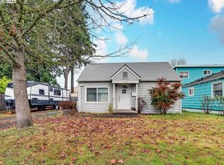 1138 F St, Springfield, OR 97477