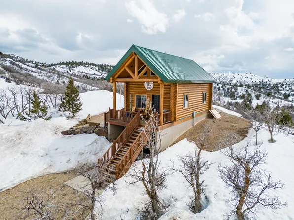 2620 N Oak Ridge Rd, Alton, UT 84710