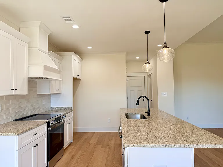 609 Bristleleaf Path — Photo 6