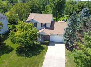 578 Salem Ln, Brunswick, OH 44212