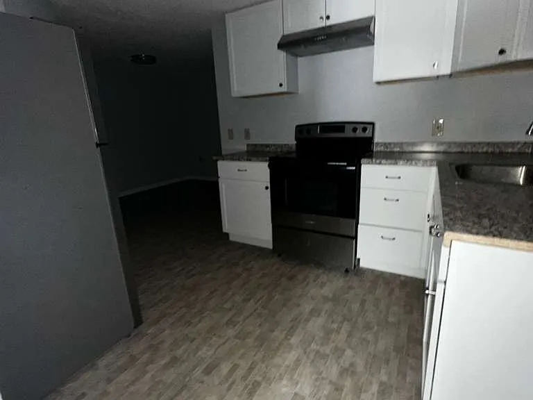 24 North St #1B — Photo 15