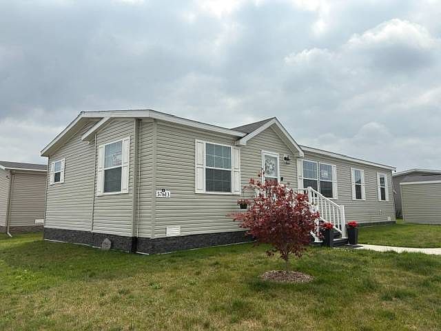 1st image of 57613 Fuller Ct