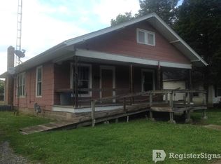 301 W Herrin St, Herrin, IL 62948
