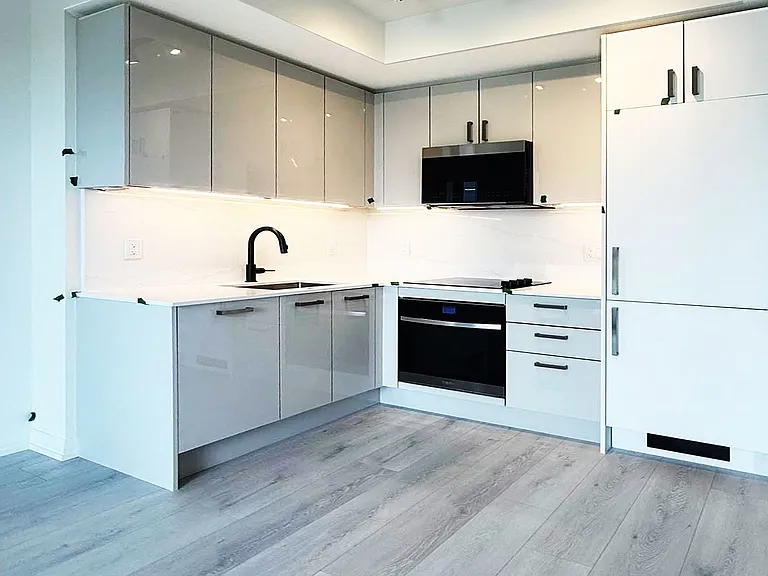 280 Dundas St E #1613 — Photo 2