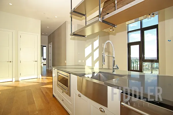 Rented by The KCI Group | media 2