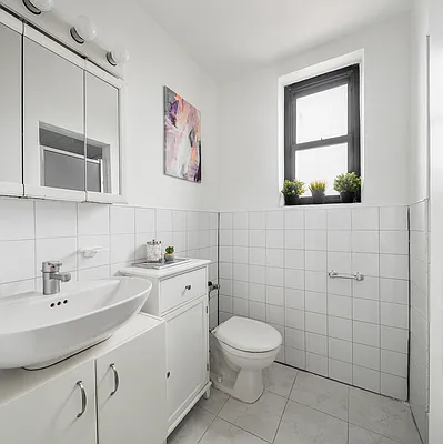 Sold by Compass | media 8