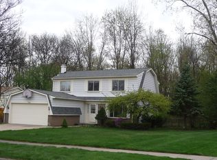 754 Barclay Dr, Troy, MI 48085