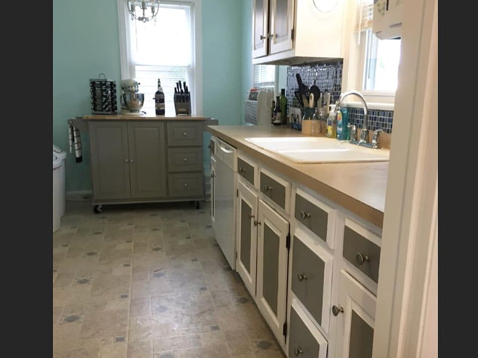 1st image of 8203 Parmenter Dr