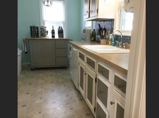 8203 Parmenter Dr, Parma, OH 44129