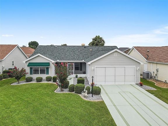 2nd image of 1121 Chaparral Dr