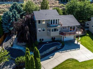 225 Hillview Dr, Richland, WA 99352