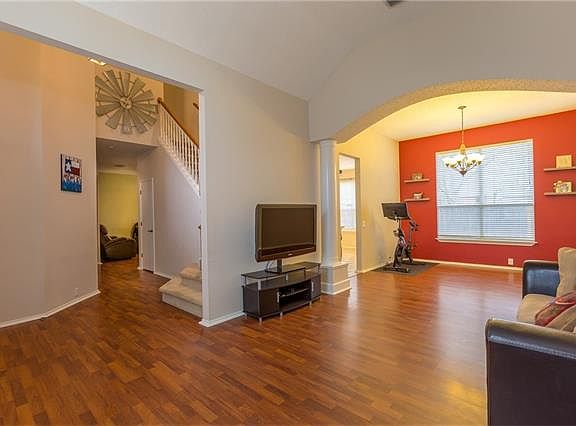 4th image of 1605 Cabot Ct