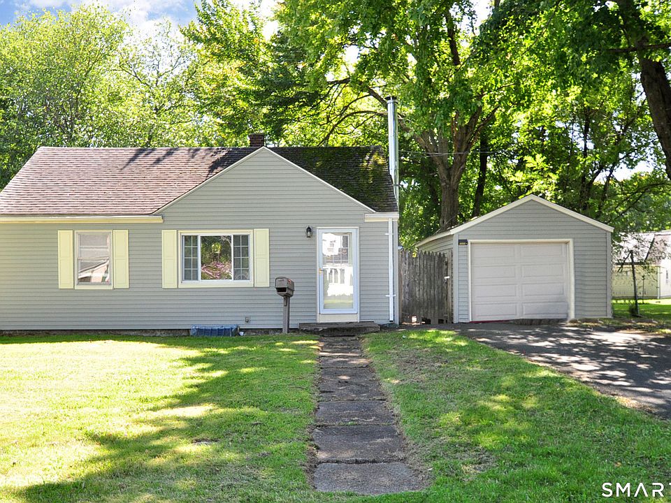 1st image of 11 Tanglewood Drive