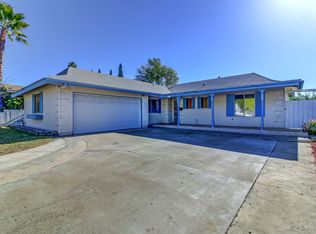 9759 Lutheran Way, Santee, CA 92071