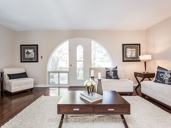 2nd image of 10 Esterbrooke Ave #40