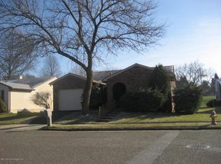 37 Suffolk Way, Marlboro, NJ 07746