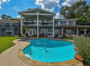 30 Lakeview Forest Dr, Montgomery, TX 77316