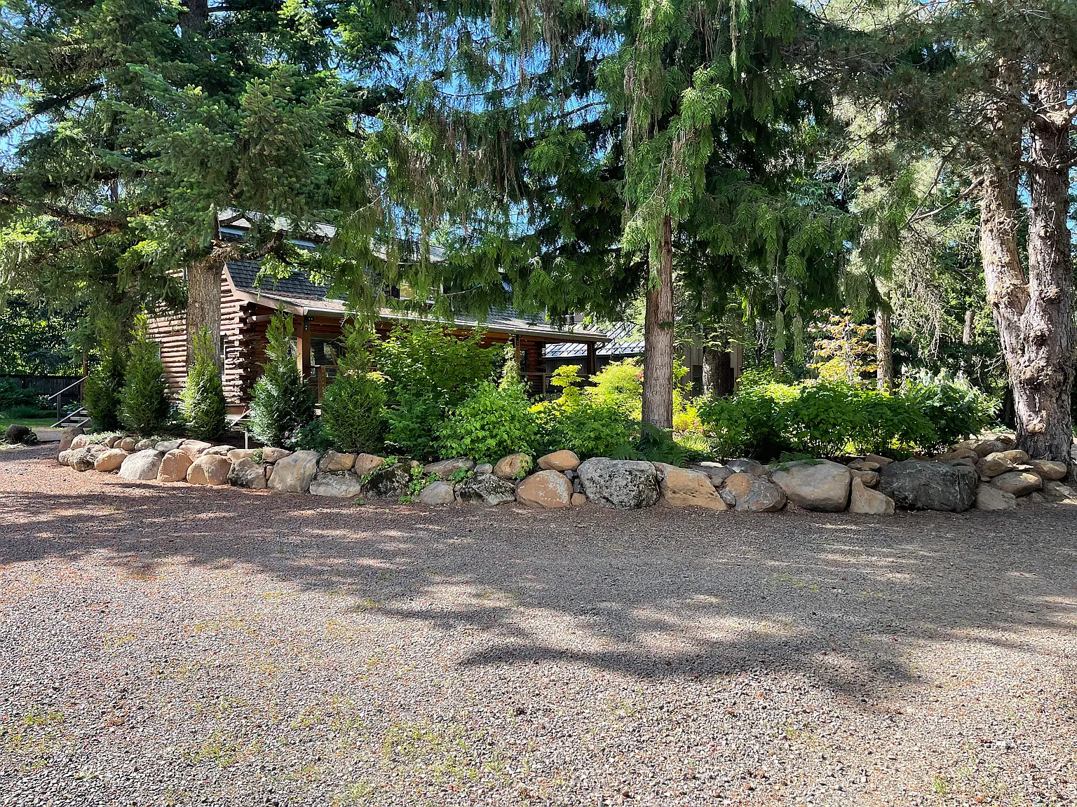 3 bed, 2400 sqft, $3,500 — Photo 4