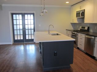 312 16th St NE, Washington, DC 20002