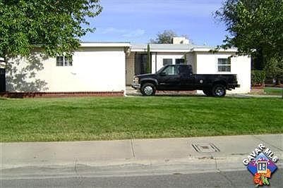 1st image of 825 W Avenue J6