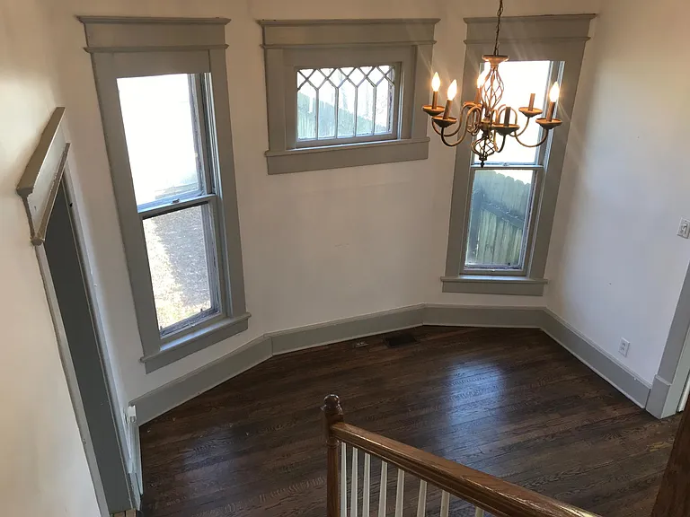 1415 Douglas Ave — Photo 5