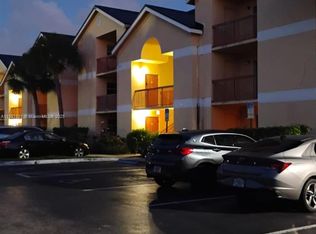 South Palm Place, Fort Lauderdale, FL 33321