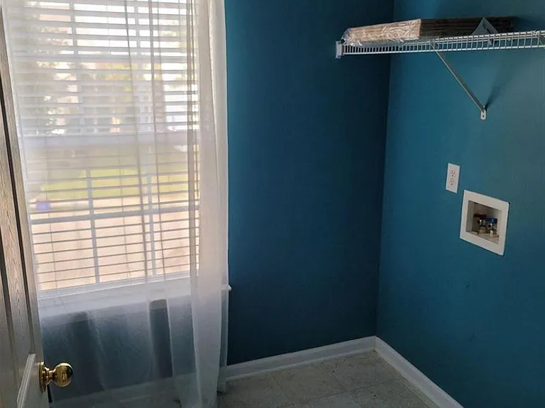 206 Chartwell Dr — Photo 25
