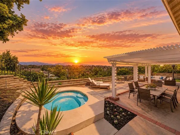 23472 Via Chiripa, Mission Viejo, CA 92691
