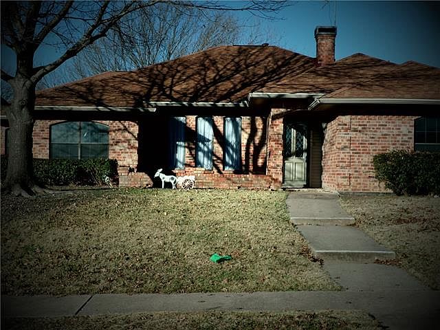 1st image of 2203 Meandering Way