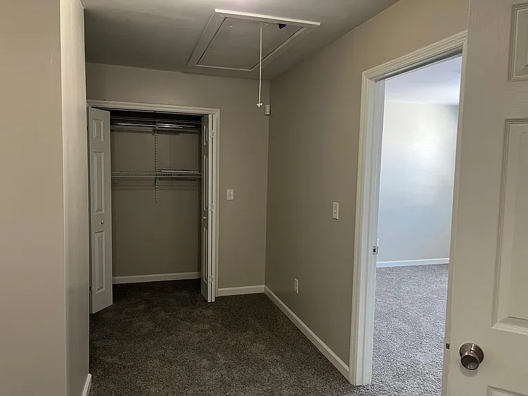 107 Chesapeake Ct — Photo 18