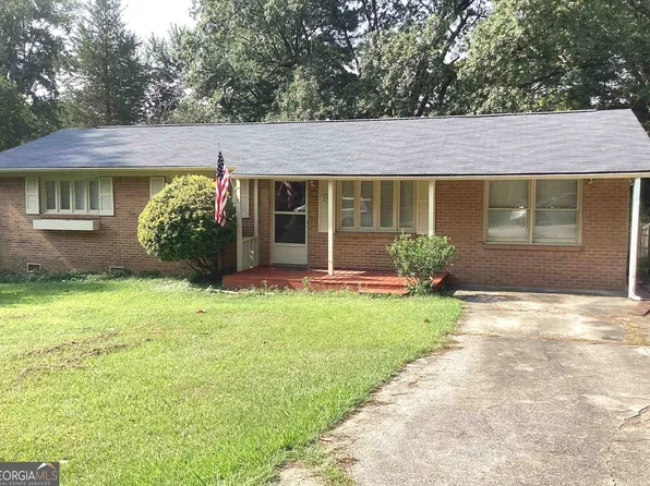 63 Oldenburg Dr, Riverdale, GA 30274