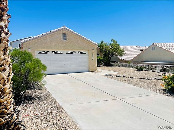 2nd image of 2210 Sierra Santiago