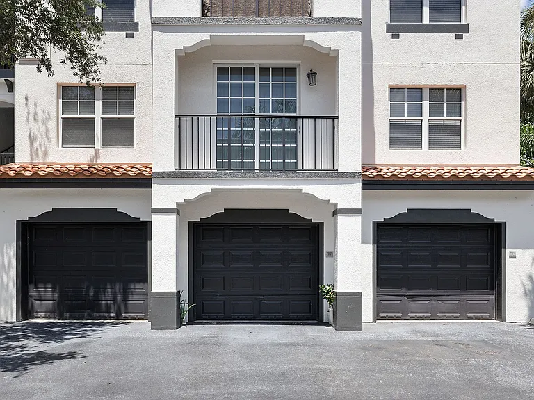 Bell Miramar Place — Photo 66